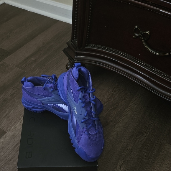 Cardi's edition Reebok - Picture 6 of 6